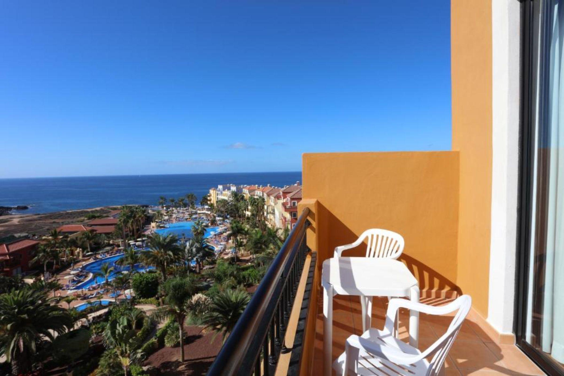 ホテル Bahia Principe Sunlight Costa Adeje エクステリア 写真