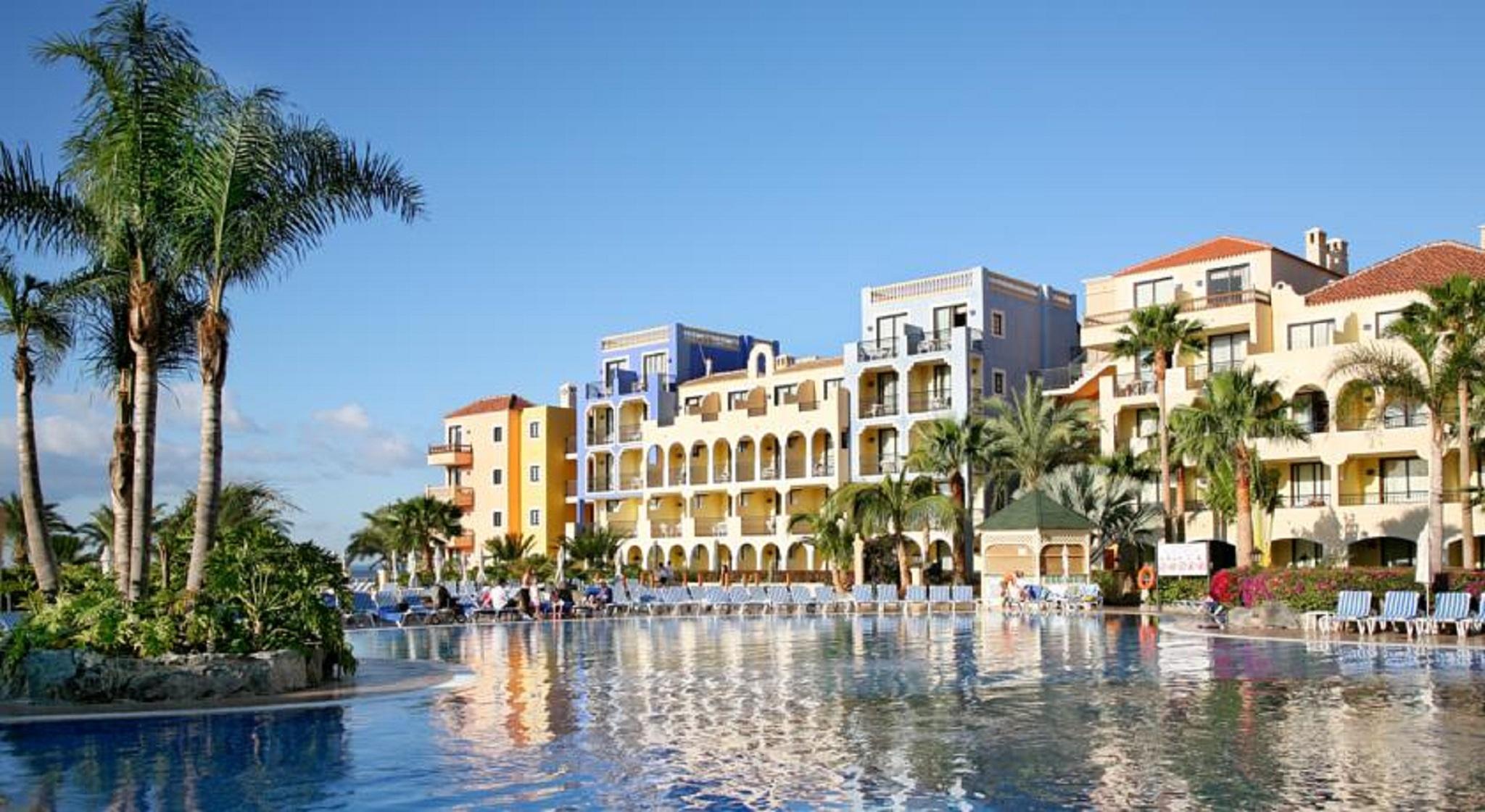 ホテル Bahia Principe Sunlight Costa Adeje エクステリア 写真