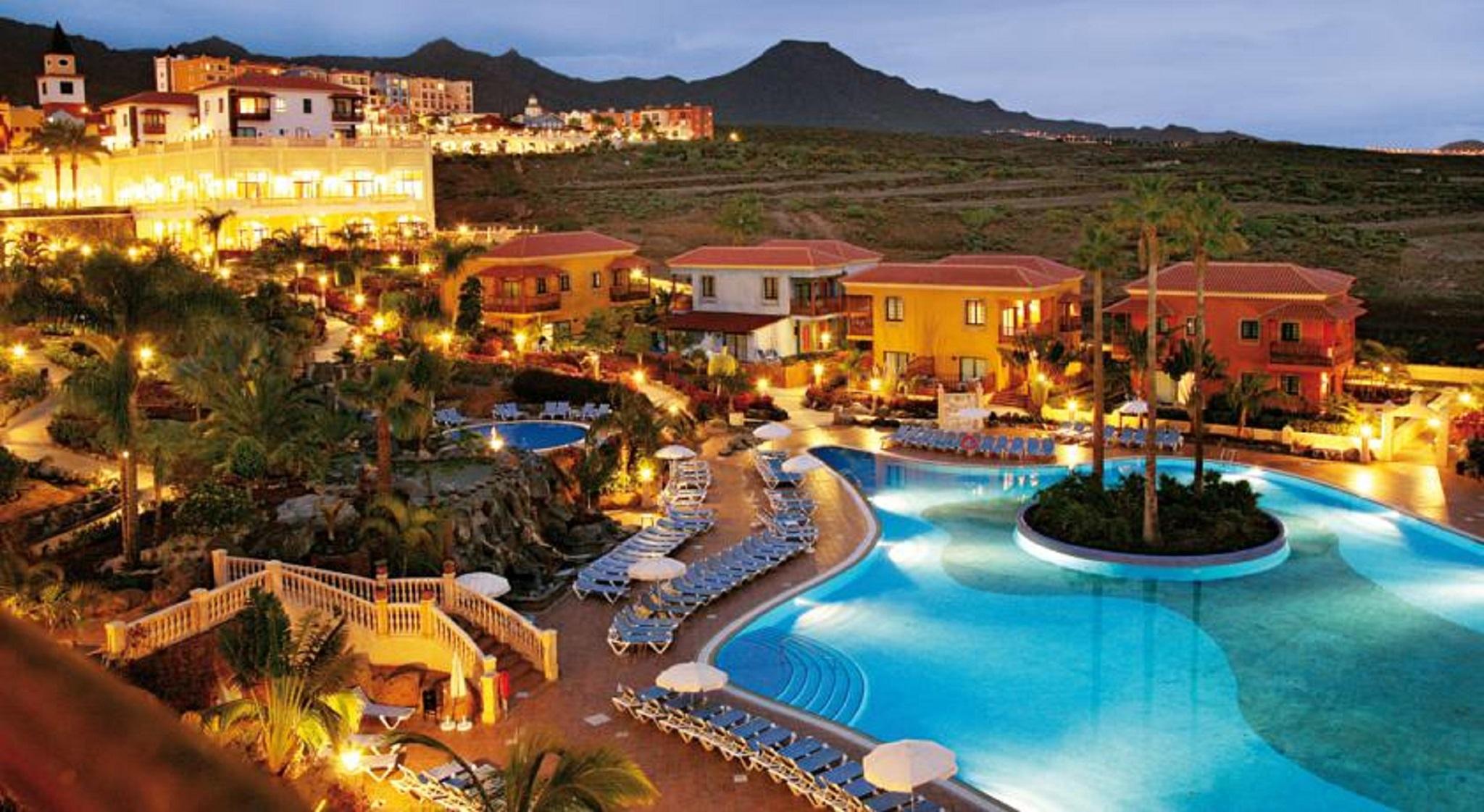 ホテル Bahia Principe Sunlight Costa Adeje エクステリア 写真