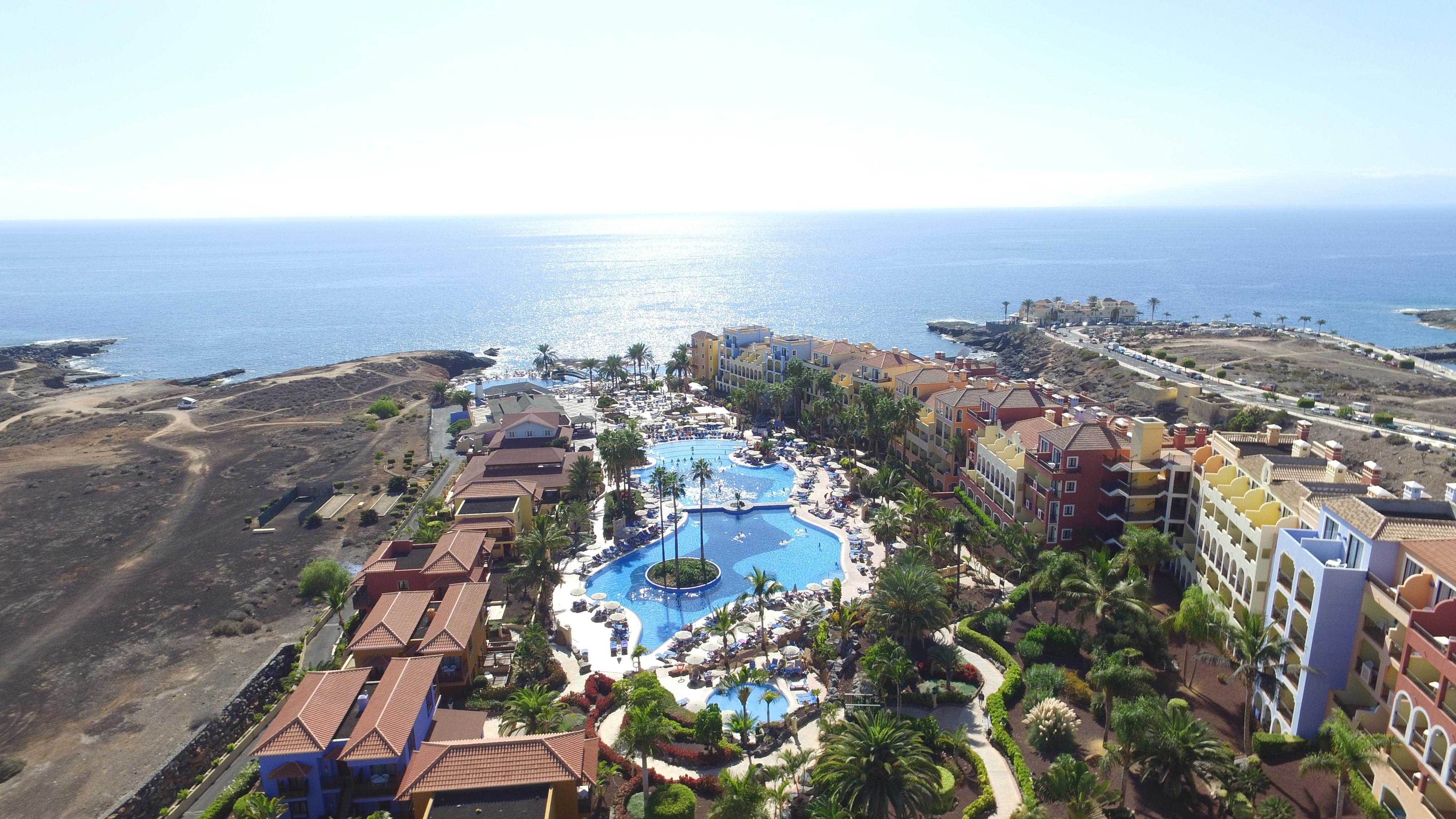 ホテル Bahia Principe Sunlight Costa Adeje エクステリア 写真